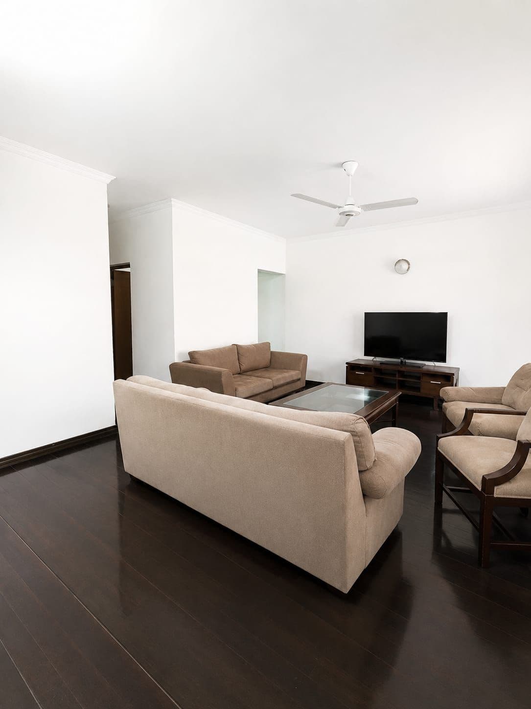 Prime Commercial Office / Showroom Space for Rent
